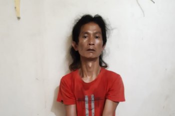 Juru parkir ini nekat tanam ganja di tempat tidurnya