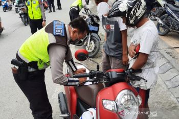 Polres Palu tilang belasan pengendara hari pertama operasi