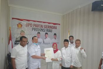 Sah! Empat pasangan ini terima SK dukungan dari Gerindra