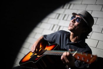 Lobow merilis lagu "Rindu Berbisik"