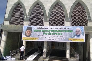Masjid Raya Jayapura gelar Shalat Idul adha dengan protokol kesehatan