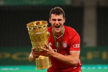 Jelang liga Champions, Bayern Munchen terancam kehilangan Benjamin Pavard