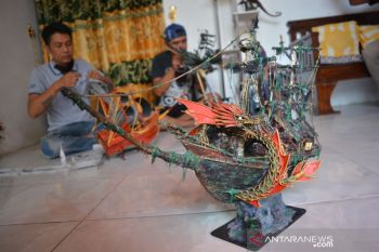 Kerajinan dari koran bekas
