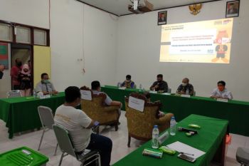 KPU Manado:  Pengecekan  berkas dukungan balon   harus selesai pukul 24.00 WITA