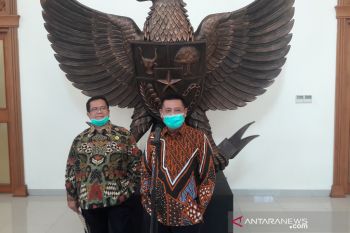 DIY: Obat COVID-19 percayakan sumber resmi