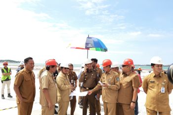 Pemprov Kepri pangkas anggaran proyek Gurindam 12