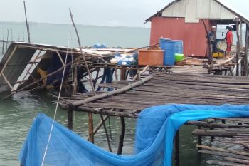 Belasan rumah di Bintan rusak dihantam puting beliung