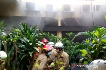 Kepulan asap tebal di RS Polri diduga akibat korsleting