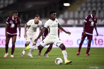 Roma dan Napoli di fase grup Liga Europa, Milan kualifikasi