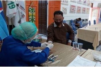 KPU Kalteng lakukan tes cepat COVID-19