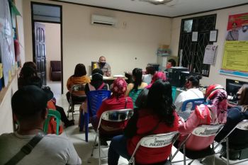 Polrea Mimika gelar penyuluhan kepada pemilik panti pijat
