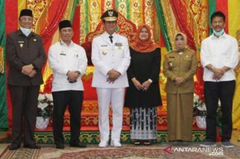 Empat kepala daerah di Kepri jalani karantina mandiri