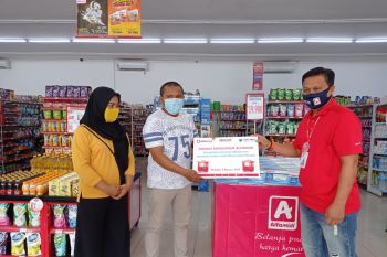 Alfamidi membantu UKM ulet dan tangguh di Manado