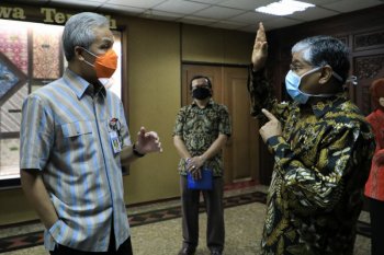 Indian pharmacy firms show interest in investing in Central Java