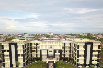 Direktur Narkoba Polda Sumbar dan tujuh Kapolres di Sumbar alami pergantian