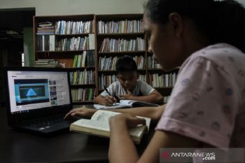 Pekanbaru berlakukan kurikulum darurat bagi siswa dimasa pandemi COVID-19