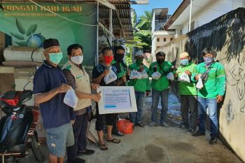 YBM PLN bagi 1.200 kilogram daging untuk dhuafa di wilayah Sulselrabar