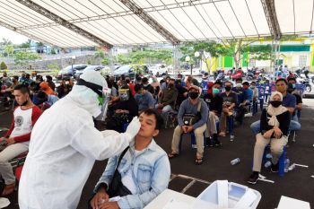 Pemprov Kepri tambah tenaga analis  percepat pemeriksaan swab