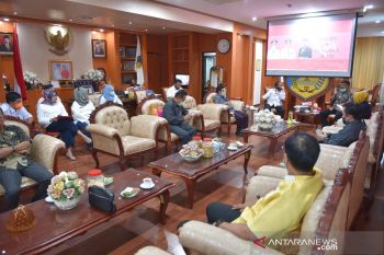 DPRD Sulteng temui gubernur  sampaikan temuan pansus rehab-rekon
