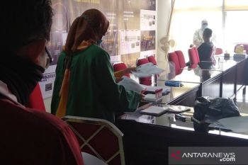 Sejumlah wartawan di Sumbar tes usap usai liput kegiatan Pemprov