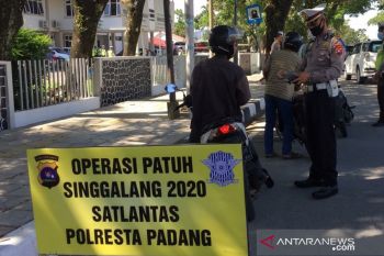 Kesadaran warga pakai helm masih rendah dan abai terhadap keselamatannya