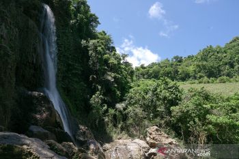 Air terjun di  Desa Tenilo dinilai berpotensi jadi wisata unggulan