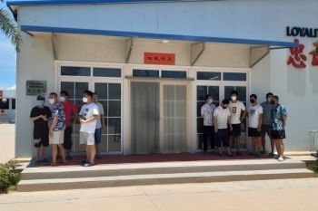 Ratusan TKA asal China di PT BAI Bintan jalani tes usap COVID-19