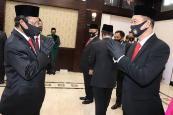 Govt to continue probe against officials involved in Tjandra case