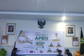 435 peserta ikut webinar "Merayu APBN" helatan AMSI Riau