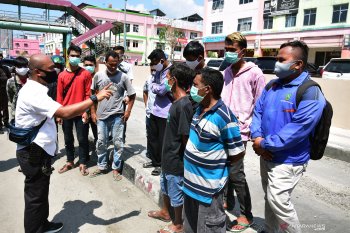 Pekanbaru mayor issues outbound travel ban circular to residents