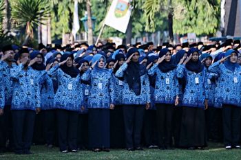 Anggaran gaji ke-13 untuk 6.847 PNS di Kudus sebesar Rp34,49 miliar