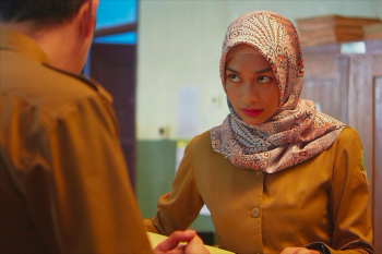 Pelajaran hidup film "Guru Guru Gokil" untuk Faradina Mufti