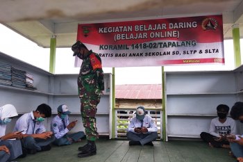 TNI beri akses internet gratis bagi siswa di pelosok Kabupaten Mamuju