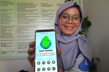 Mudahkan masyarakat nabung sampah, Bank Sampah Pancadaya Padang luncurkan layanan berbasis aplikasi digital