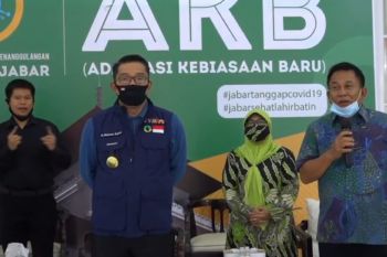 Tujuh anggota DPRD Jabar  positif COVID-19