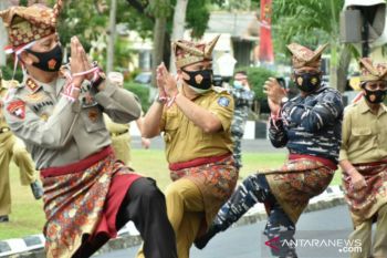 Sambut Hari Kemerdekaan, Gubernur Babel latihan senam bedincak