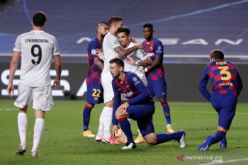Bayern Munich menggila saat menghantam Barcelona 8-2