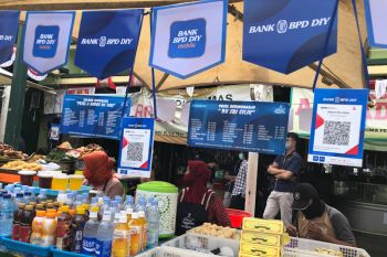 Pedagang pasar Kota  Yogyakarta dikenalkan pembayaran digital