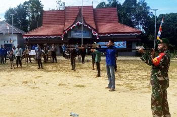 Meriahkan HUT Kemerdekaan RI, Koramil Benangin gelar lomba sumpit