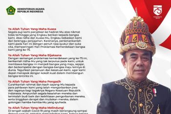 Doa Menag  saat Upacara HUT Ke-75 Kemerdekaan RI di Istana Merdeka