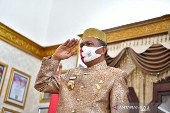 Gubernur Sulsel ucapkan terima kasih kepada petani saat HUT ke-75 RI