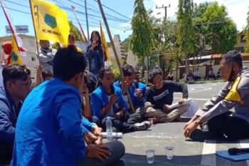 Kapolres Mamuju minta maaf kepada pengunjuk rasa terkait pengamanan
