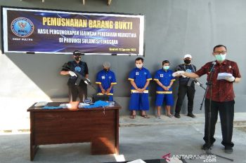 BNN Sulawesi Tenggara musnahkan barang bukti ratusan gram sabu-sabu