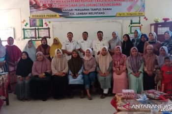 20 warga ikuti pelatihan diadakan Dinas Tenaga Kerja Pasaman Barat agar bisa bekerja mandiri