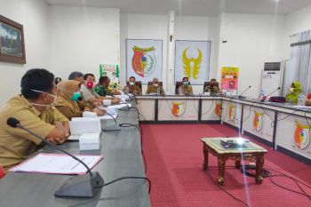 Bupati Sigi  minta BPBD pastikan kebenaran data penerima stimulan