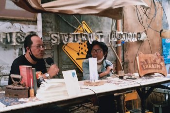 Makna cinta dari  kumpulan puisi "Sepucuk Surat dan Kisah Masa Kecil"