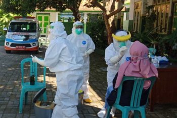 Indonesia adds 2,037 fresh  COVID-19 cases and 2,302 recoveries