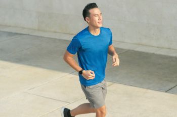 Daniel Mananta berlatih untuk marathon virtual akhir bulan
