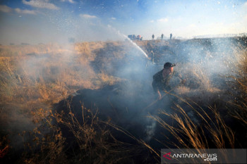 Israel serang lokasi Hamas di Gaza balasan atas serangan balon api
