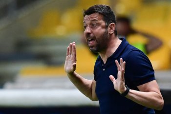 Pelatih Parma dipecat